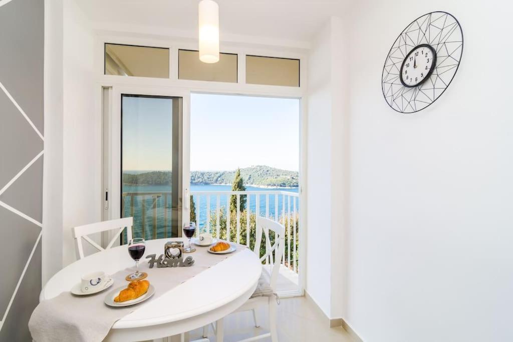 Sea View Apartment 10 Minutes Walk From Old City Dubrovnik Luaran gambar